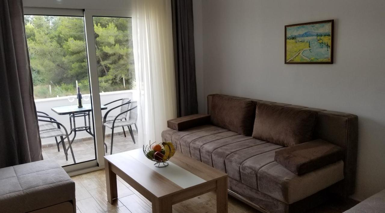 Riviera Inn Apartments 乌尔齐尼 外观 照片
