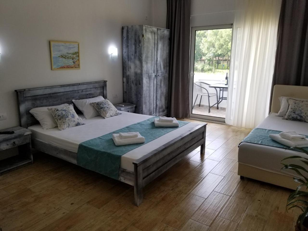 Riviera Inn Apartments 乌尔齐尼 外观 照片